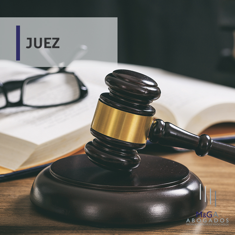 juez